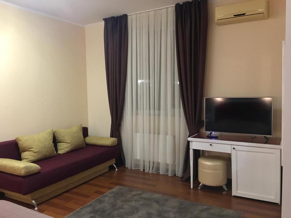 Helen Hotel Mykolaiv Exterior photo